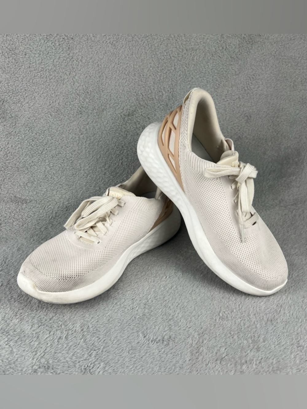 Kizik Athens Shoes Hands Free Women's 8.5 Wide White Creme Lace Up Sneakers